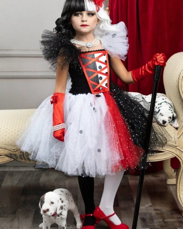 Cruella's Fashionably Fierce Tutu Dress, Wig & Deluxe Accessory Set